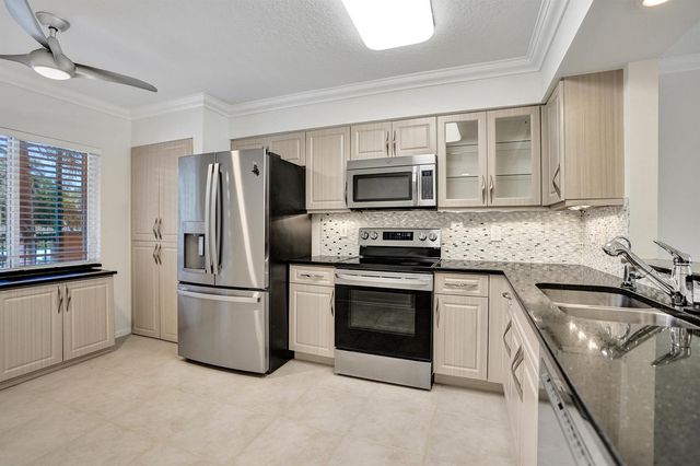 5777 Gemstone Court 207, Boynton Beach, FL 33437