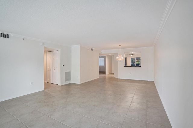 5777 Gemstone Court 207, Boynton Beach, FL 33437