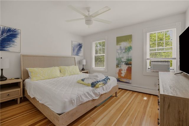 102 Broadway 1C, Newport, RI 02840