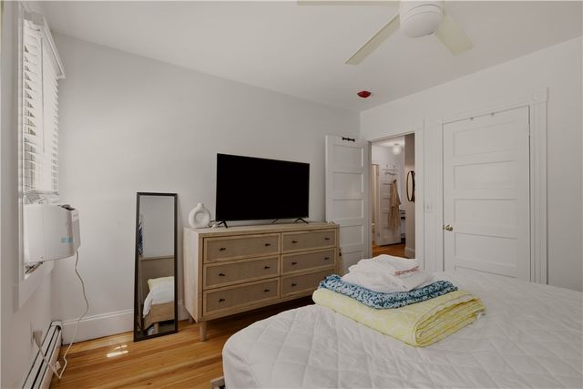 102 Broadway 1C, Newport, RI 02840