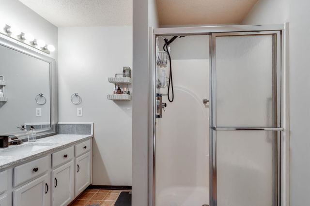 7409 E Brookview Cir, Wichita, KS 67226