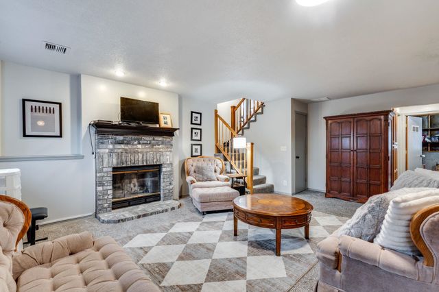 7409 E Brookview Cir, Wichita, KS 67226