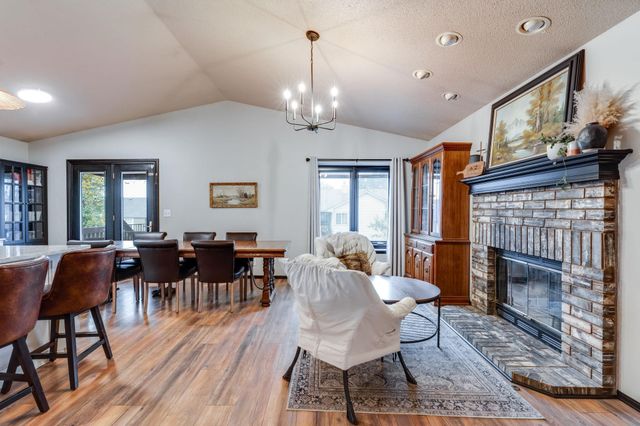 7409 E Brookview Cir, Wichita, KS 67226