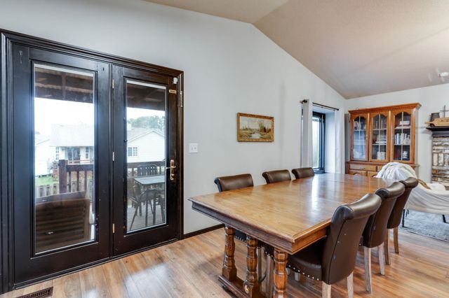 7409 E Brookview Cir, Wichita, KS 67226