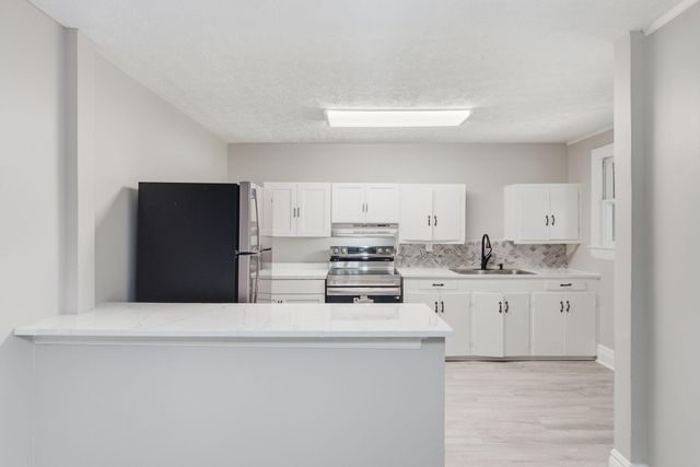 403 N 4th Street, Danville, KY 40422
