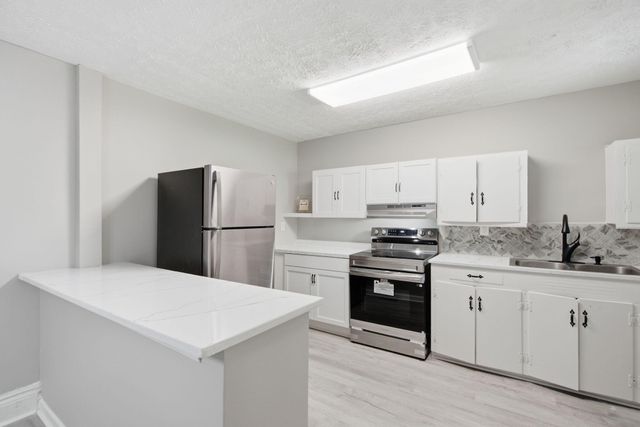 403 N 4th Street, Danville, KY 40422