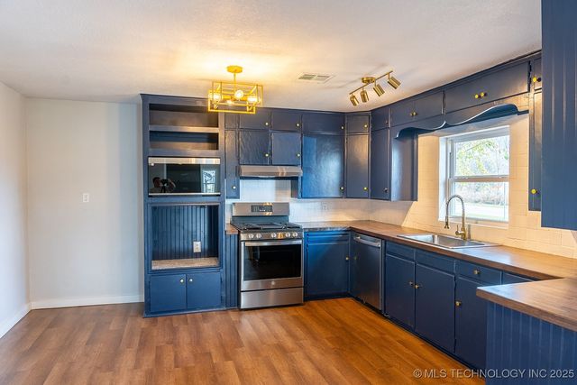 2636 S 65th West Avenue, Tulsa, OK 74107