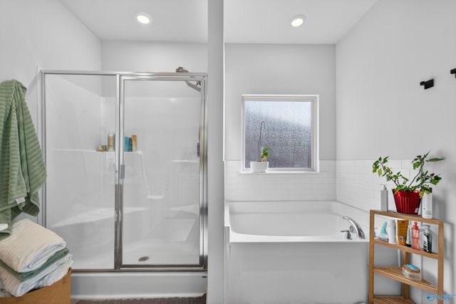 122 Barn Trail Way, Toney, AL 35773