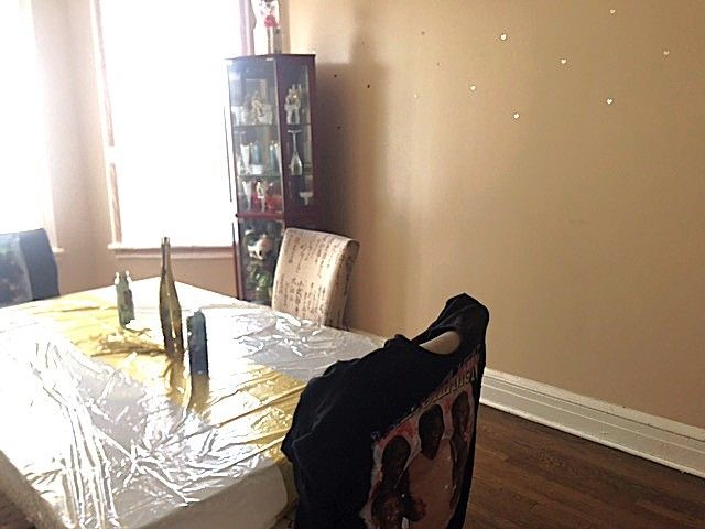 1609 S Sawyer Avenue, Chicago, IL 60623