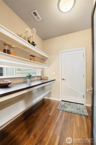 27803 105th Avenue SE, Kent, WA 98030