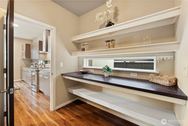 27803 105th Avenue SE, Kent, WA 98030