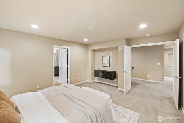 27803 105th Avenue SE, Kent, WA 98030