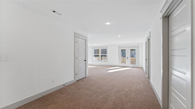 7 Tiverton Lane, Bella Vista, AR 72715