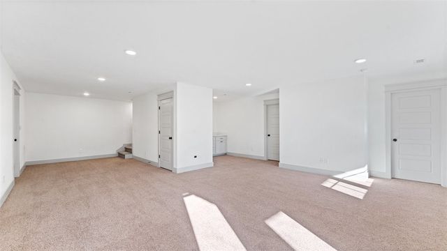 7 Tiverton Lane, Bella Vista, AR 72715