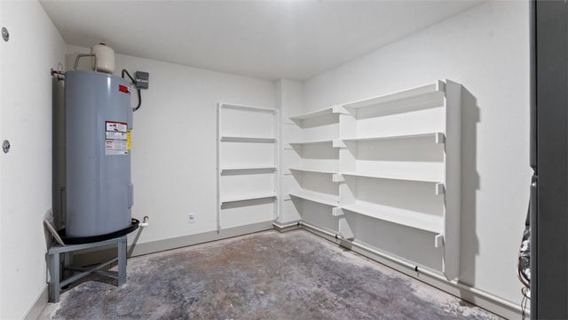 7 Tiverton Lane, Bella Vista, AR 72715