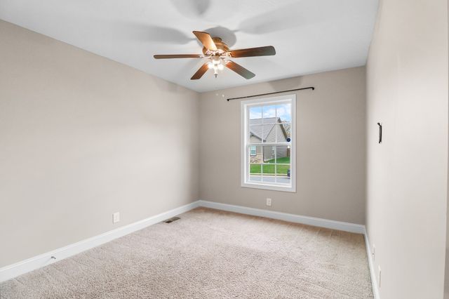 306 Lugano Ln, Clarksville, TN 37040