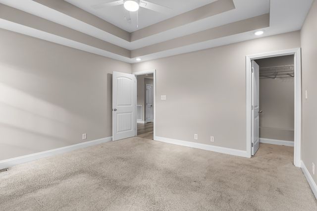 306 Lugano Ln, Clarksville, TN 37040