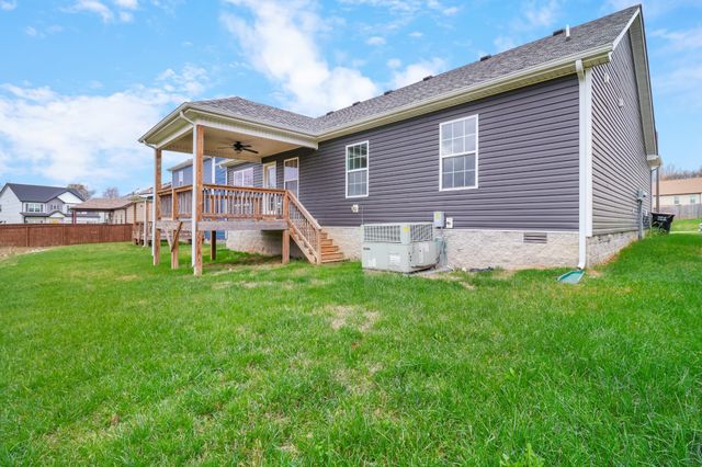 306 Lugano Ln, Clarksville, TN 37040