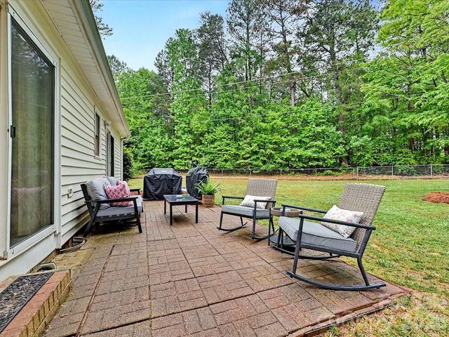 2334 Firmin Court, Gastonia, NC 28056