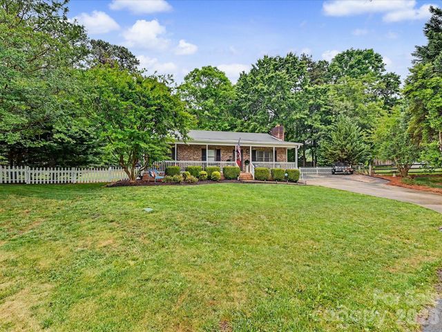 2334 Firmin Court, Gastonia, NC 28056