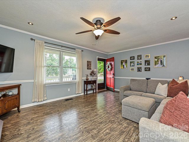 2334 Firmin Court, Gastonia, NC 28056