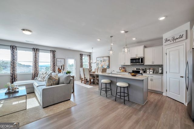 158 Millers Lane, Calhoun, GA 30701