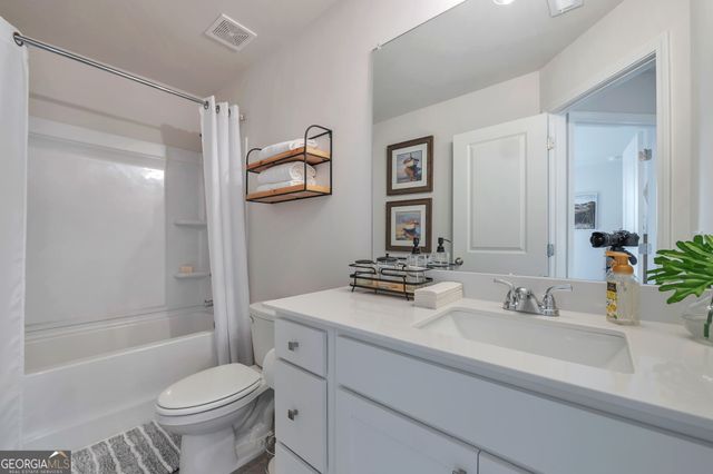 158 Millers Lane, Calhoun, GA 30701