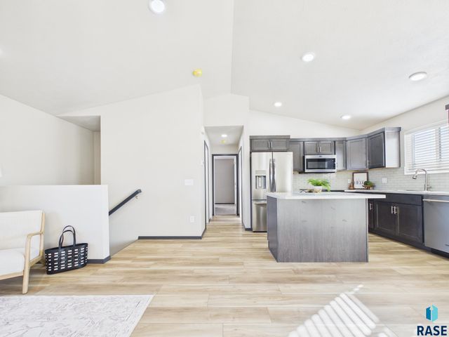 1013 Birch St Street, Harrisburg, SD 57032