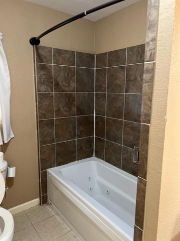 3623 Jipsie Lane, Houston, TX 77051