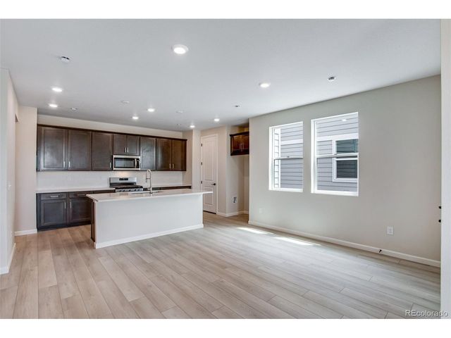 1418 Hudson Pl, Longmont, CO 80501