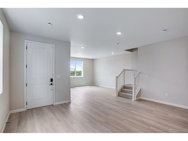 1418 Hudson Pl, Longmont, CO 80501