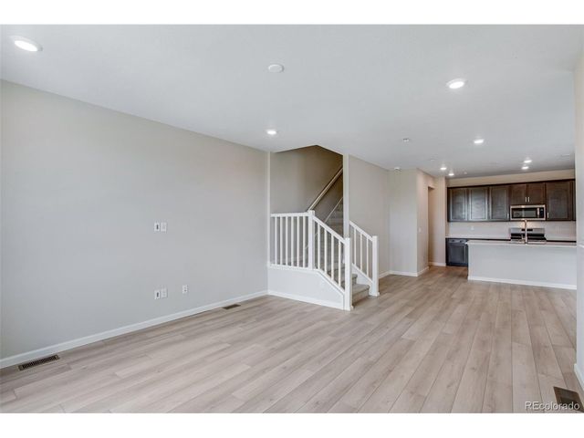 1418 Hudson Pl, Longmont, CO 80501