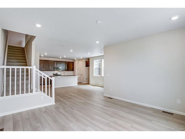 1418 Hudson Pl, Longmont, CO 80501