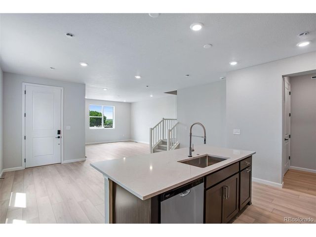 1418 Hudson Pl, Longmont, CO 80501