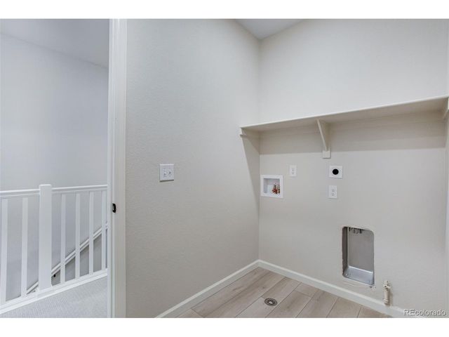 1418 Hudson Pl, Longmont, CO 80501