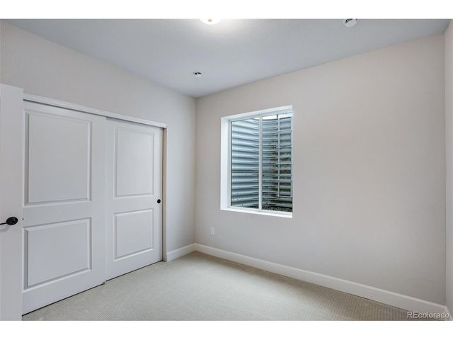 1418 Hudson Pl, Longmont, CO 80501