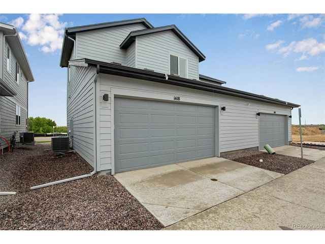 1418 Hudson Pl, Longmont, CO 80501