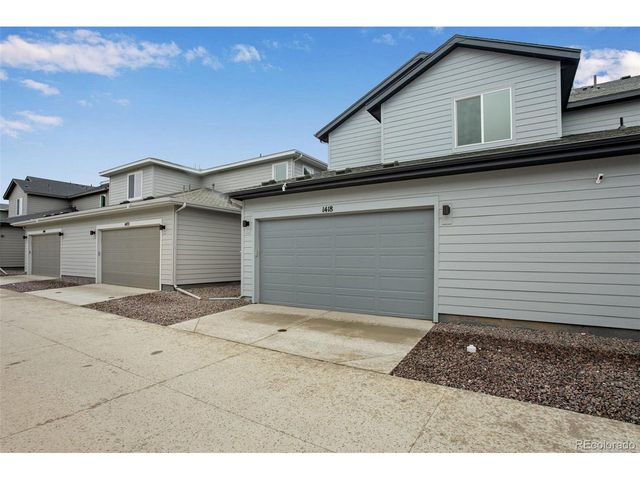 1418 Hudson Pl, Longmont, CO 80501