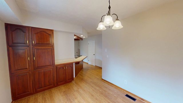 81 Hamill Road, Huntington, WV 25701