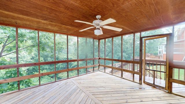 81 Hamill Road, Huntington, WV 25701