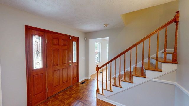 81 Hamill Road, Huntington, WV 25701