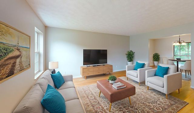 81 Hamill Road, Huntington, WV 25701