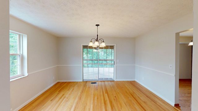 81 Hamill Road, Huntington, WV 25701