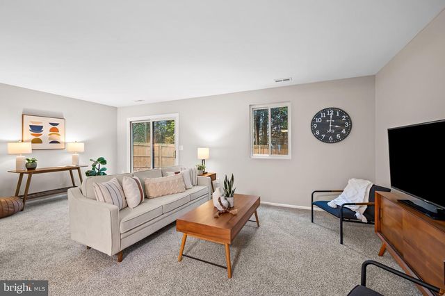 1366 ALMOND DR, Annapolis, MD 21409