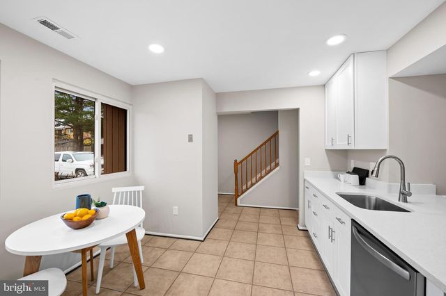 1366 ALMOND DR, Annapolis, MD 21409