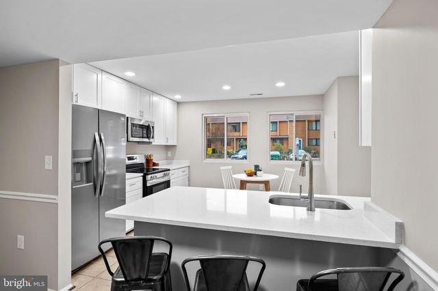 1366 ALMOND DR, Annapolis, MD 21409