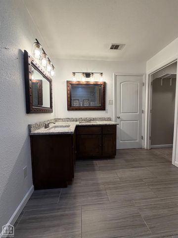 4077 highway 163, Jonesboro, AR 72404