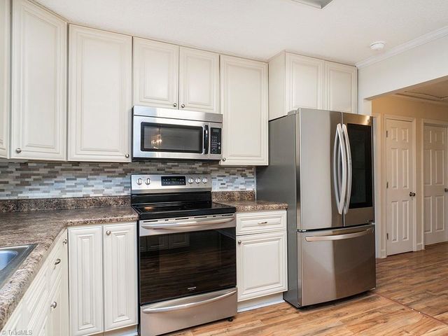 933 Graham Street, Burlington, NC 27217