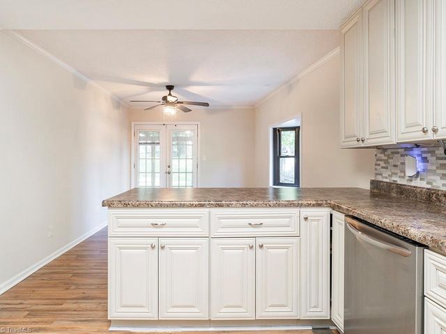 933 Graham Street, Burlington, NC 27217