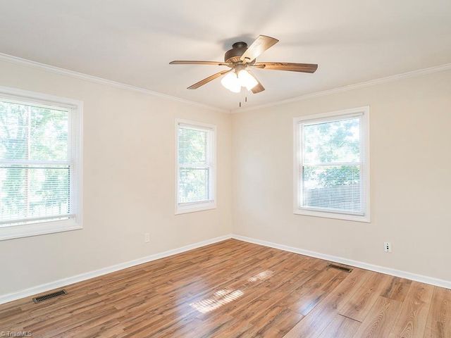 933 Graham Street, Burlington, NC 27217